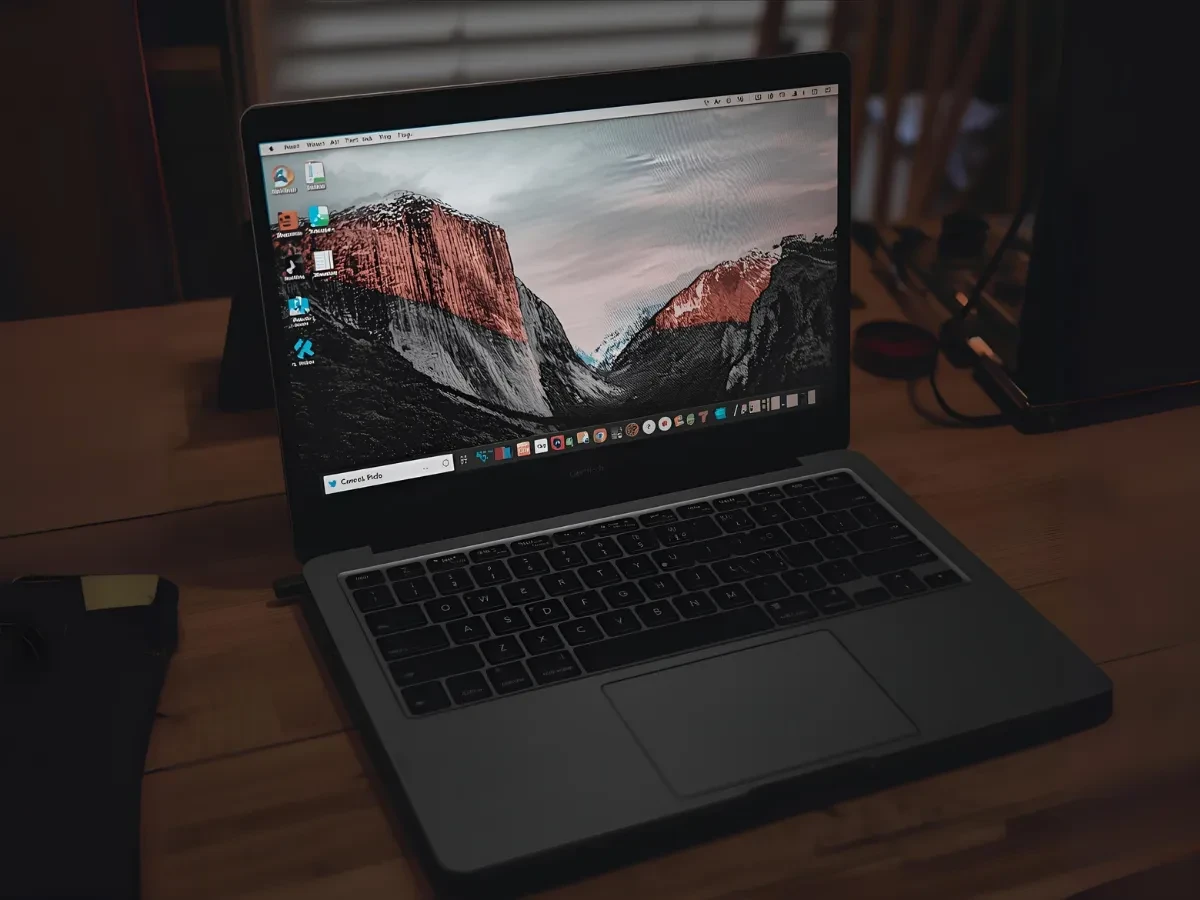 Những mẫu laptop giá rẻ có màn hình IPS đáng mua