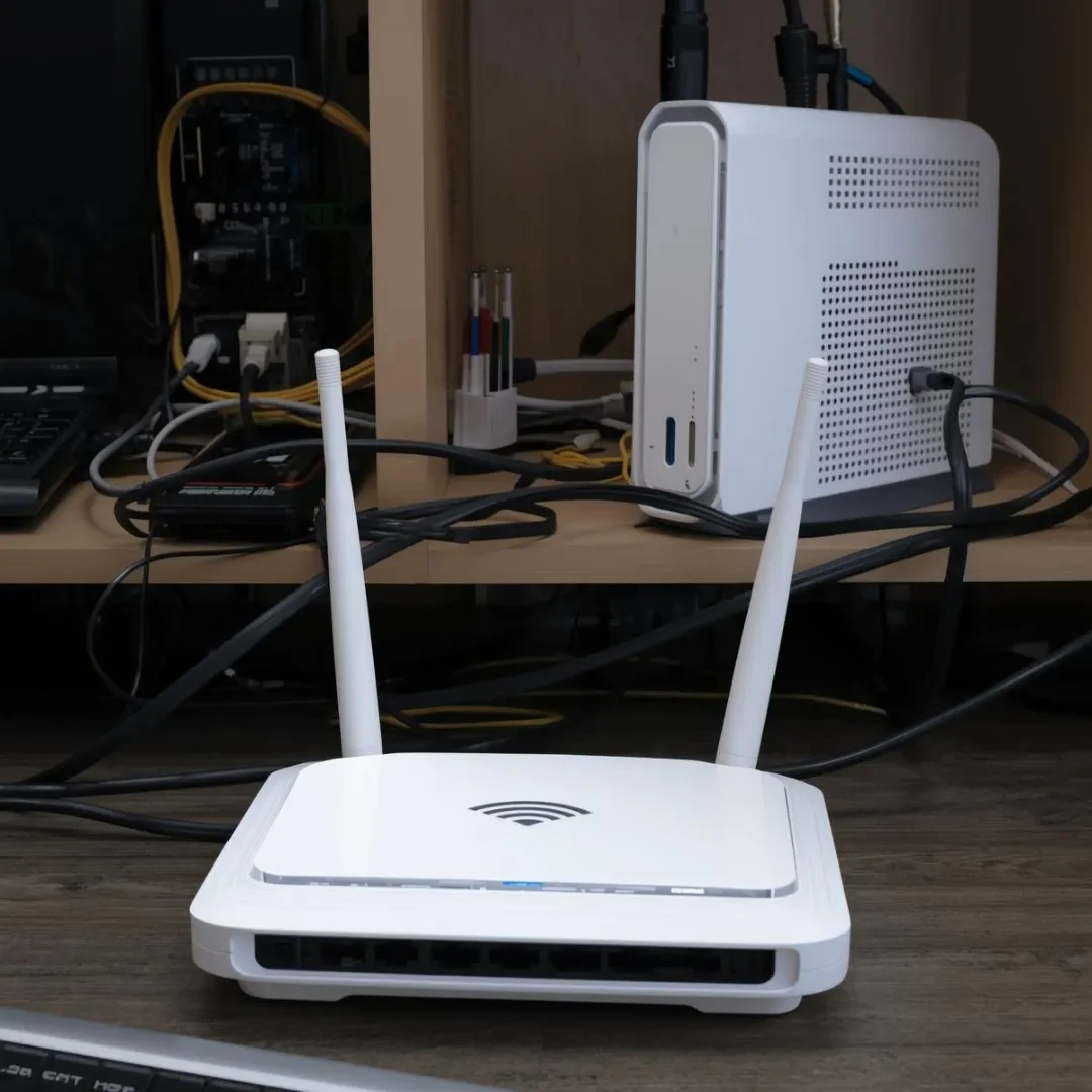 Switch PoE – Cốt lõi của mạng camera và thiết bị IoT